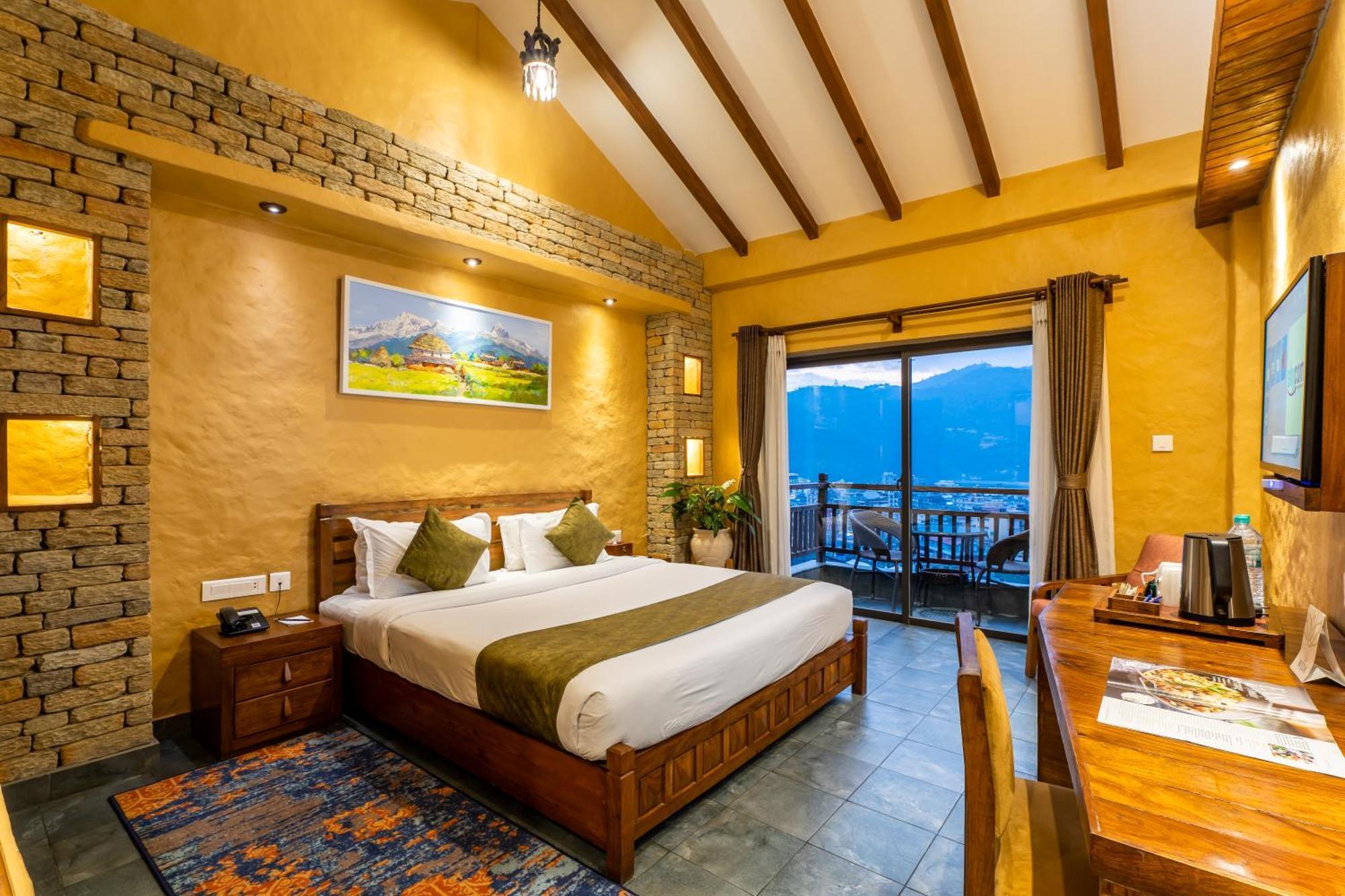 Bar Peepal Resort Pokhara Exterior foto Deluxe Room